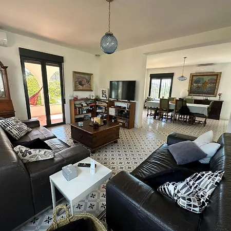 度假居 Cap Blanch *